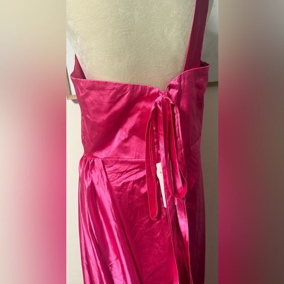 Elegant Pink Formal Evening Dress - Picture 7 of 15